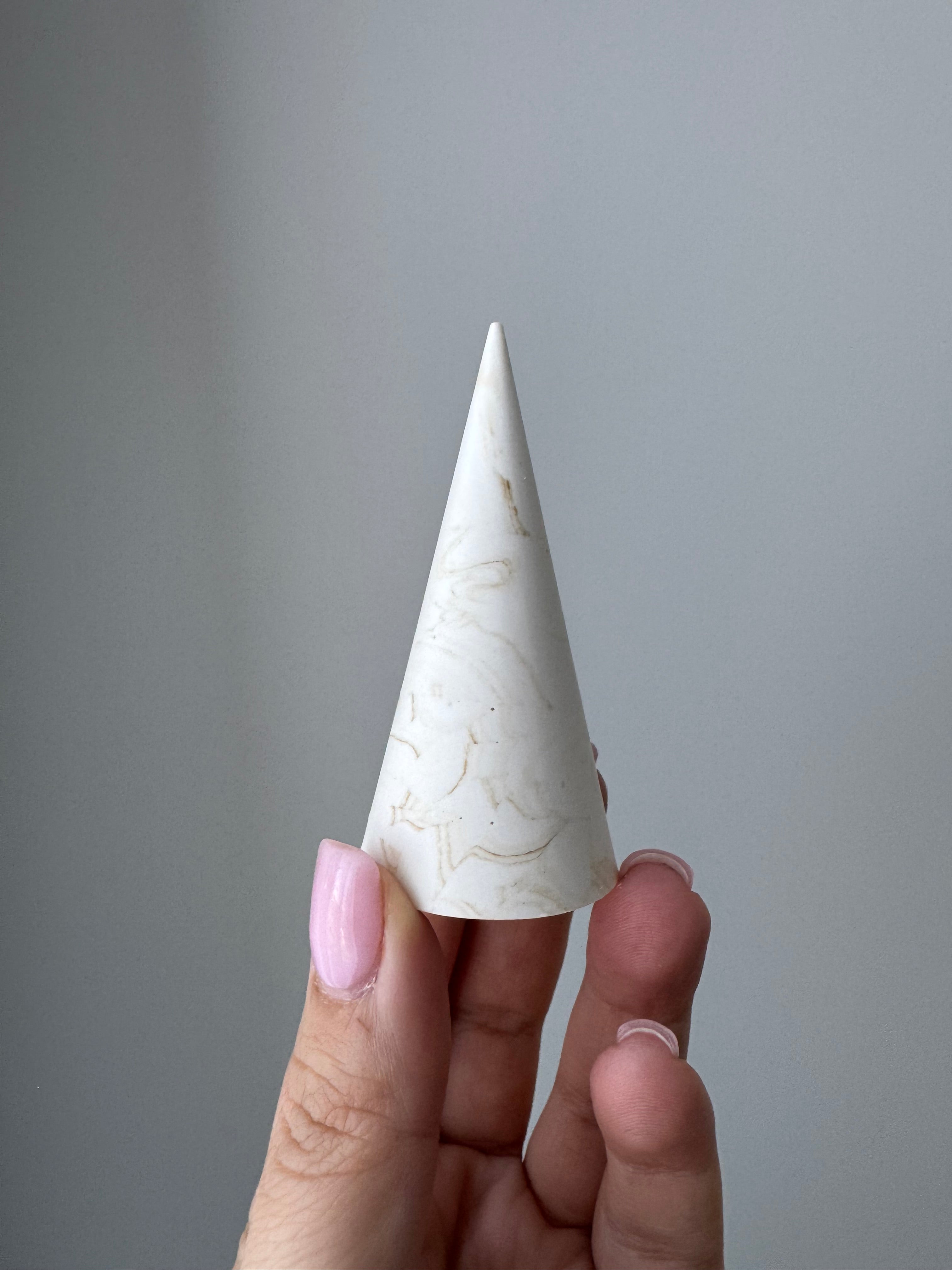 Amara Ring Holder - Beige Marble