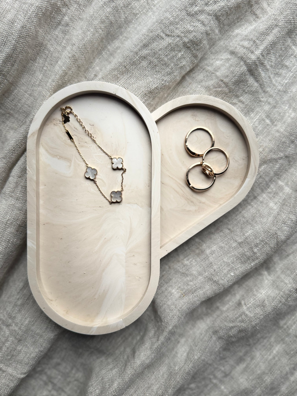 Medium Essence Tray