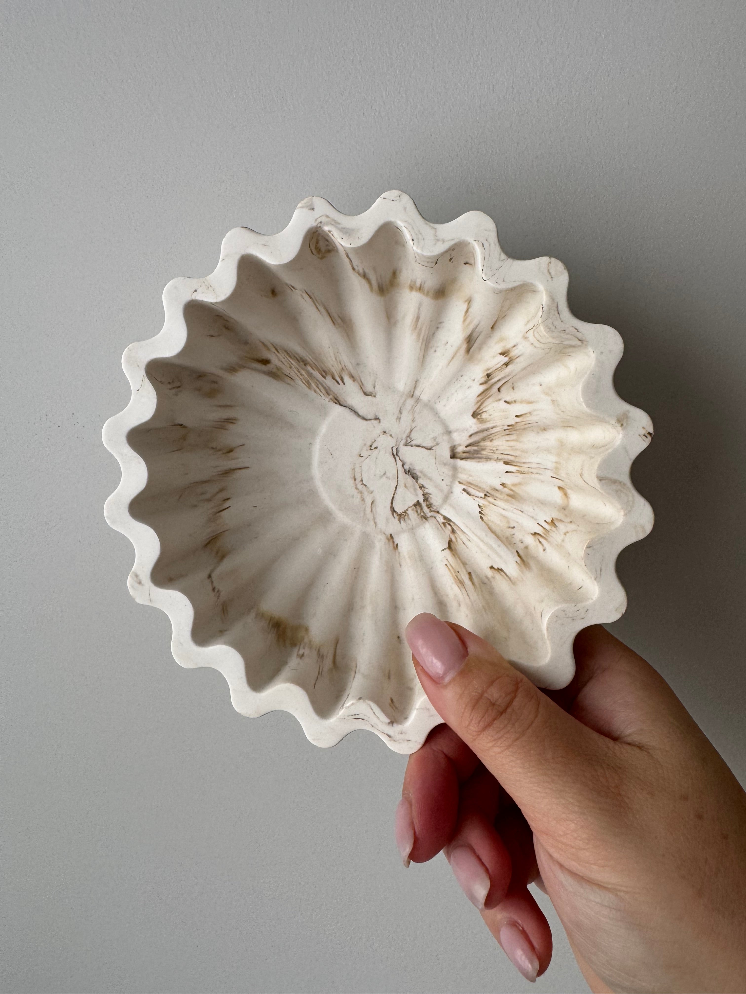 The Aria Bowl - Beige Marble