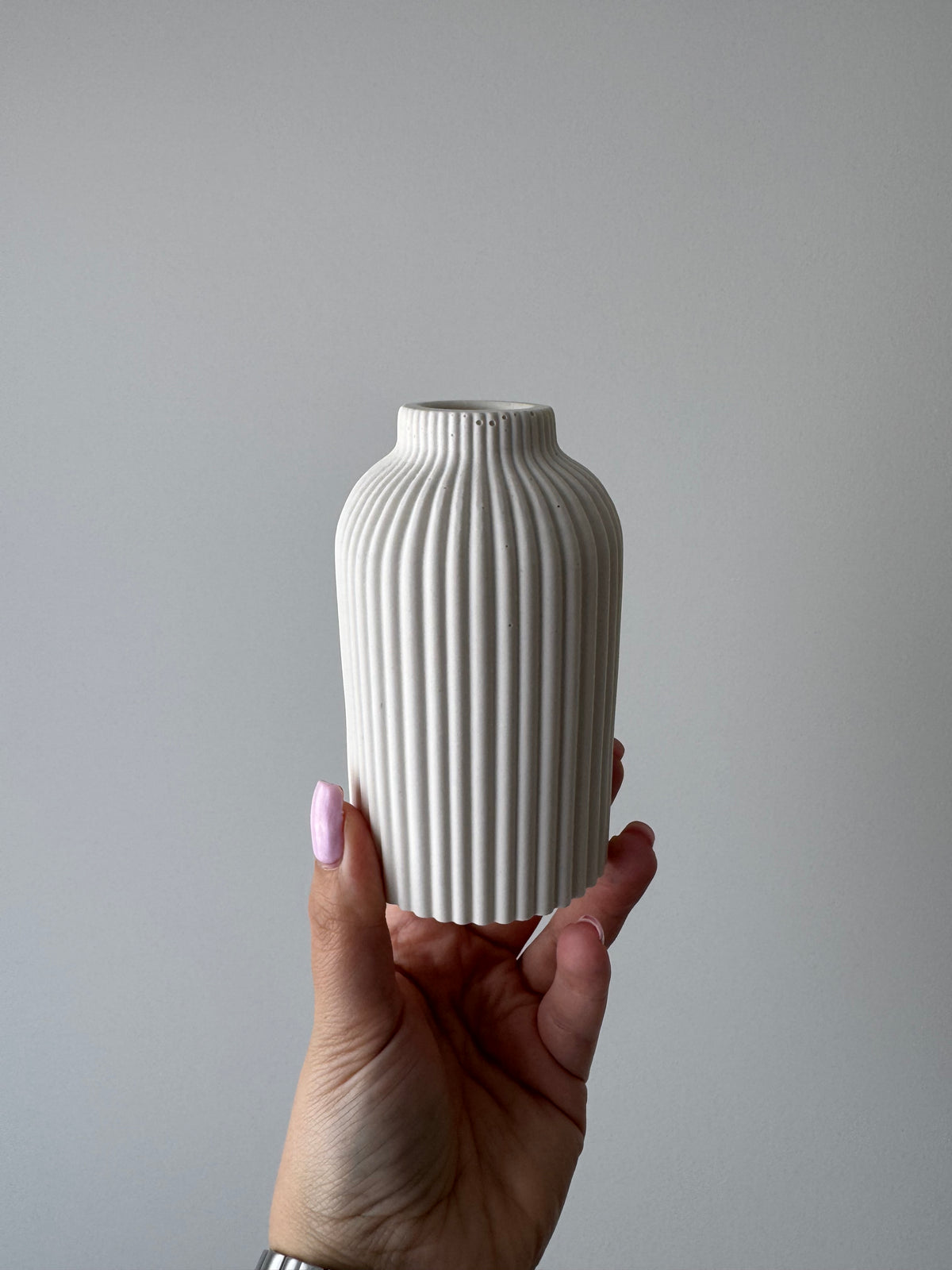 The Serenity Vase - Ivory