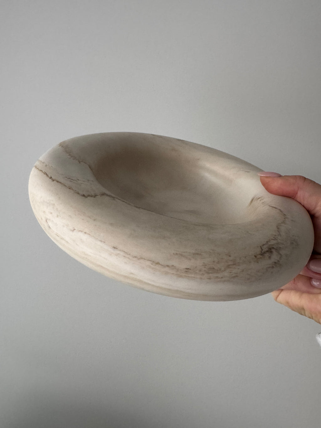 The Aura Bowl - Beige Marble