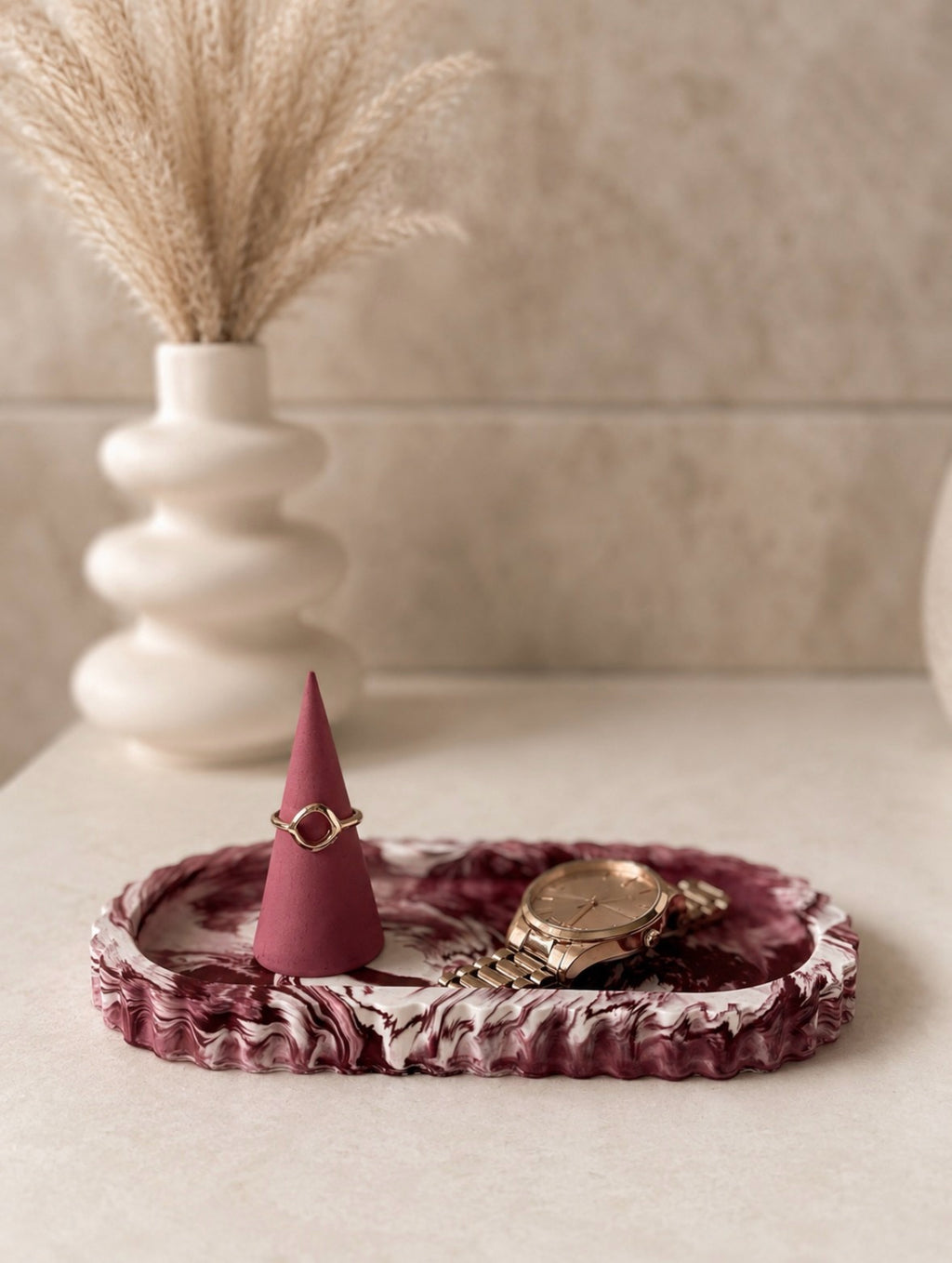 The Amara Ring Holder
