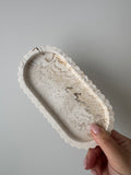 The Scalloped Tray - Beige Marble
