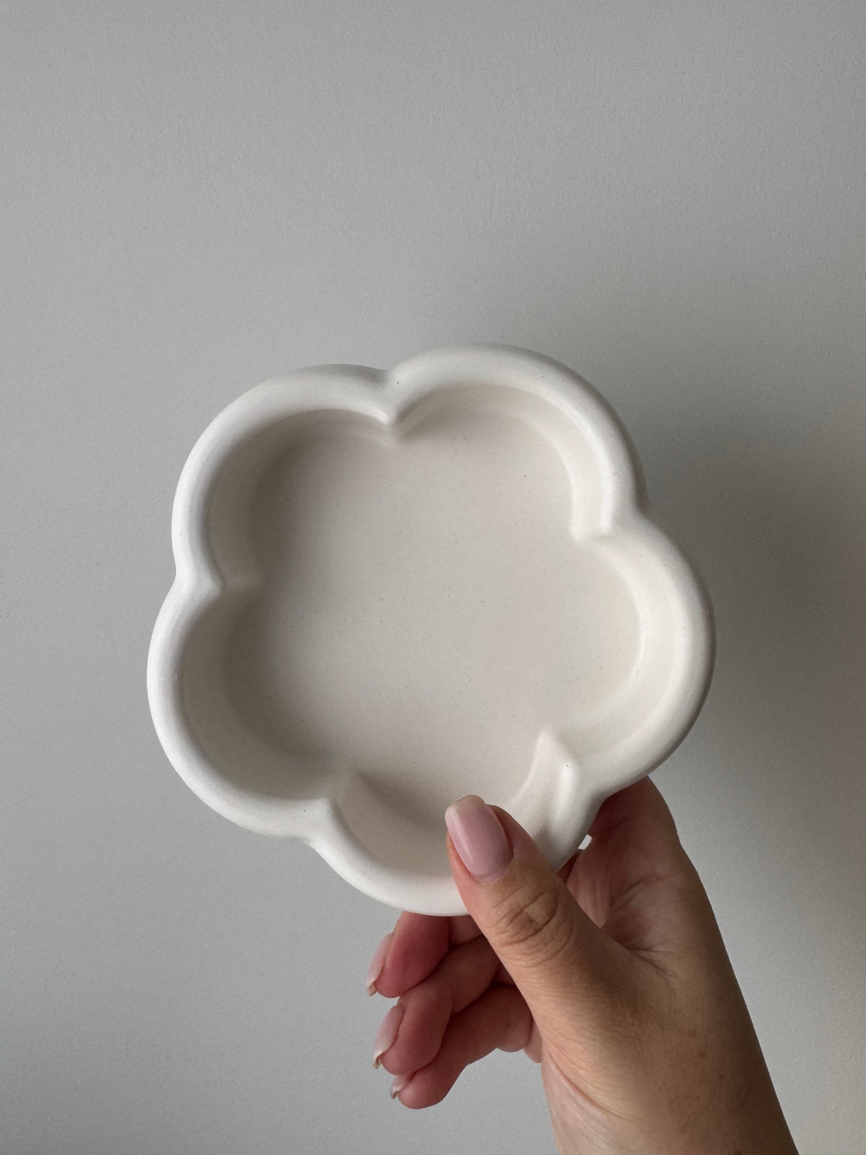 The Bloom Dish - White